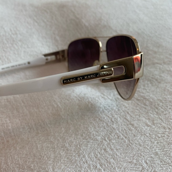 Marc Jacobs Aviator Sunglasses main image 8